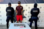 Detienen a sujeto con droga en posesión ilegal en operativo policial