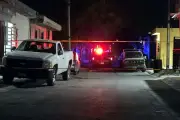Dos hombres baleados frente a su domicilio en Ciudad Juárez