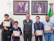 Edomex entrega Becas para el Bienestar a estudiantes destacados con inversión superior a 60 mil pesos