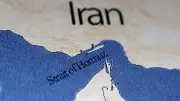 El Estrecho de Ormuz: Bloqueo Estratégico Sacude la Economía Global del Petróleo