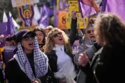 El Mundo Conmemora el Día Internacional de la Mujer con Marchas y Reivindicaciones