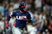 Estados Unidos debuta con victoria en el Clásico Mundial de Béisbol