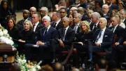 Expresidentes de EE. UU. honran a Jesse Jackson en funeral público en Chicago