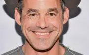 Fallece Nicholas Brendon, actor de 'Buffy la cazavampiros', a los 54 años