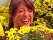 Flores Amarillas: De Tendencia Digital a Tradición Moderna en México