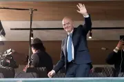 Gianni Infantino asiste a partido amistoso de Irán en Turquía, generando debate