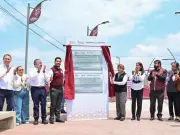 Gobernadora Delfina Gómez inaugura puente peatonal 'Neftalí' en el Estado de México