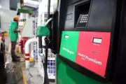 Gobierno Renueva Tope de Precio a Gasolina Regular por Seis Meses Más