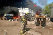 Incendio en Terreno Baldío de Escobedo Provoca Alerta y Movilización de Bomberos
