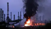 Irán Ataca Refinería en Kuwait Provocando Grave Incendio en Instalaciones