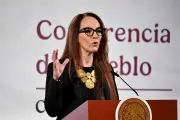 Juez admite amparo contra Gabriela Cuevas por bloquear a usuario en X durante organización del Mundial 2026