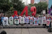Juez ordena a Sedena entregar documentos del caso Ayotzinapa