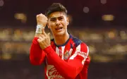 La Hormiga González lidera la tabla de goleadores mexicanos tras goleada de Chivas