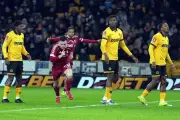 Liverpool se venga de Wolves y avanza a cuartos de final en la FA Cup
