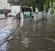 Lluvias atípicas generan 17 encharcamientos en 10 alcaldías de la CDMX