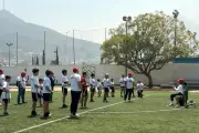 Los 49ers de San Francisco llevan su programa de tacleadas a San Pedro Garza García