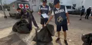 Marina retira más de 134 kilos de basura en playas de Colima para conservación ambiental
