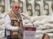 Michoacán recibe 565 millones en fertilizantes gratuitos como derecho constitucional