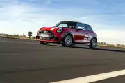 Mini lanza edición 'Victory' inspirada en el rally para celebrar su legado deportivo