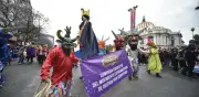Más de 70 mil personas vibran en el Carnaval de Carnavales de la CDMX