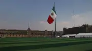 México busca récord Guinness con clase de fútbol masiva en el Zócalo capitalino