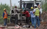 México intensifica operativo de rescate para cuatro mineros atrapados en mina de Sinaloa