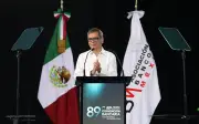 México prevé impacto neutro en economía por alza del petróleo por guerra en Irán