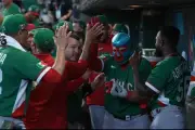 México triunfa en su debut del Clásico Mundial de Béisbol con victoria sobre Colombia
