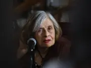 Patricia Medina comparte su poética en recital íntimo de la Secretaría de Cultura