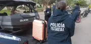 Policía de Durango resguarda maleta abandonada y busca a su legítimo dueño