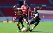 Polémico penal sin VAR le roba la victoria a Chivas Femenil ante Pachuca en Liga MX