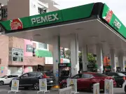 Precio del petróleo mexicano se dispara 32.2% en 2026 por tensiones geopolíticas