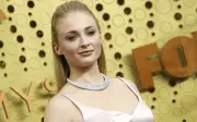 Producción de Tomb Raider se detiene por lesión de Sophie Turner
