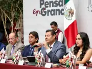 Puebla logra traslado seguro de 36 mexicanos varados en Jerusalén por conflicto bélico