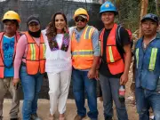 Quintana Roo entrega 90 viviendas en Chetumal y anuncia nuevo desarrollo de mil casas