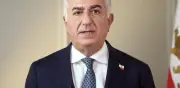 Reza Pahlavi se autoproclama líder interino de Irán tras muerte de Jameneí y propone referéndum