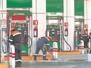 SAT lanza nuevo complemento fiscal para combatir el combustible ilegal en México