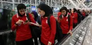 Selección femenina de Irán regresa tras crisis de asilo en Australia; dos jugadoras se quedan