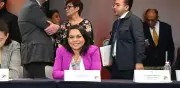 Senadora Mojica anuncia fin de pensiones millonarias para exfuncionarios del PRI y PAN