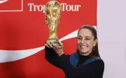 Sheinbaum recibe la Copa del Mundo en Palacio Nacional a 100 días del Mundial 2026
