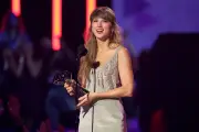 Taylor Swift arrasa con siete premios en los iHeartRadio Awards 2024