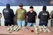 Traficantes Usan Auto de Lujo para Transportar Droga en Operativo Policial