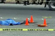 Tragedia en Carretera: Hombre Muere Arrollado por Tráiler en Reversa