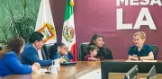 Tras 6 años de espera, entregan apoyo a hija de víctima de bala perdida en La Paz, Edomex