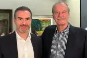 Vicente Fox se suma al respaldo público para Adrián de la Garza en Nuevo León