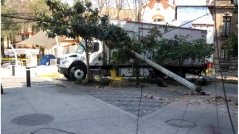 Accidente con cable de la CFE: Guía para reclamar indemnización en tribunales locales