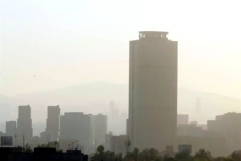 Activan contingencia: no circulan 0 y 00, engomado amarillo