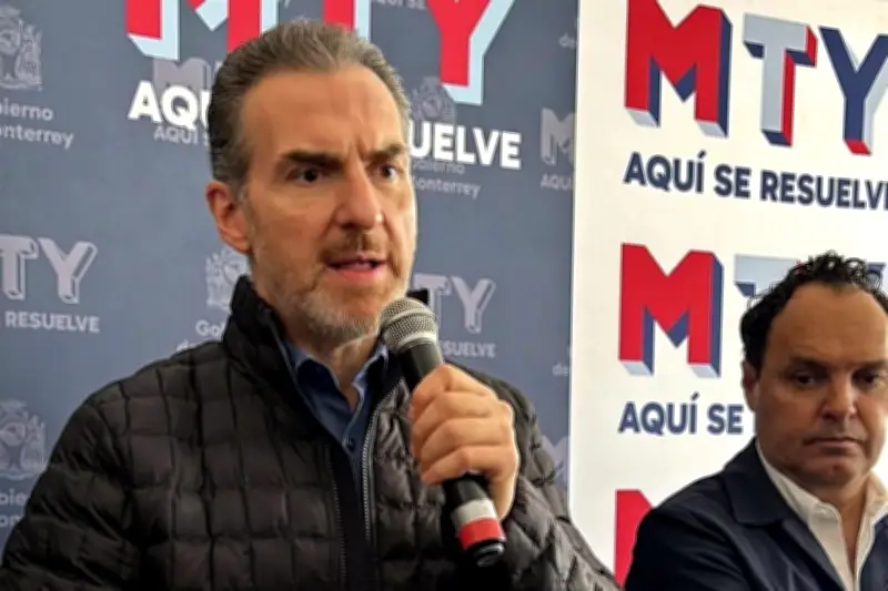 Adrián de la Garza descarta frenar obras del Arco Vial en Nuevo León