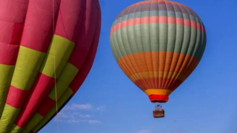 AFAC suspende 3 negocios de globos aerostáticos en Teotihuacán tras detectar irregularidades
