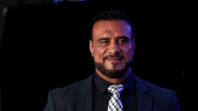 Alberto del Río reaparece tras liberación y anuncia combate en Monterrey para mayo